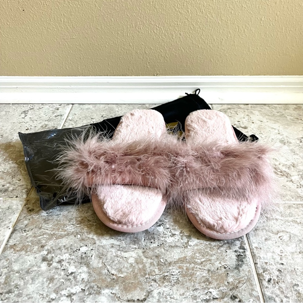 Fur Story Pink Furry Slippers with Faux Feathers